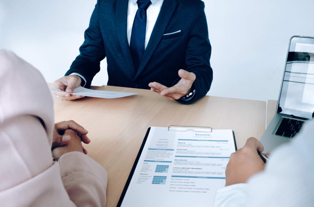 How to impress your future employer: Creating a good resume